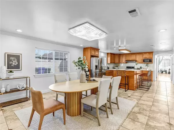 San Gabriel, CA 91776,5143 Acacia Street
