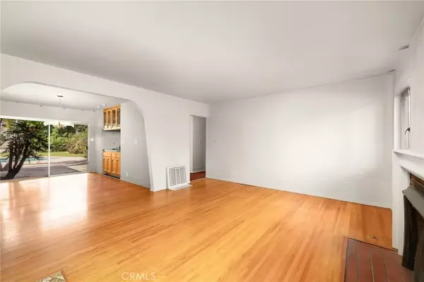 Arcadia, CA 91006,2535 Louise Avenue