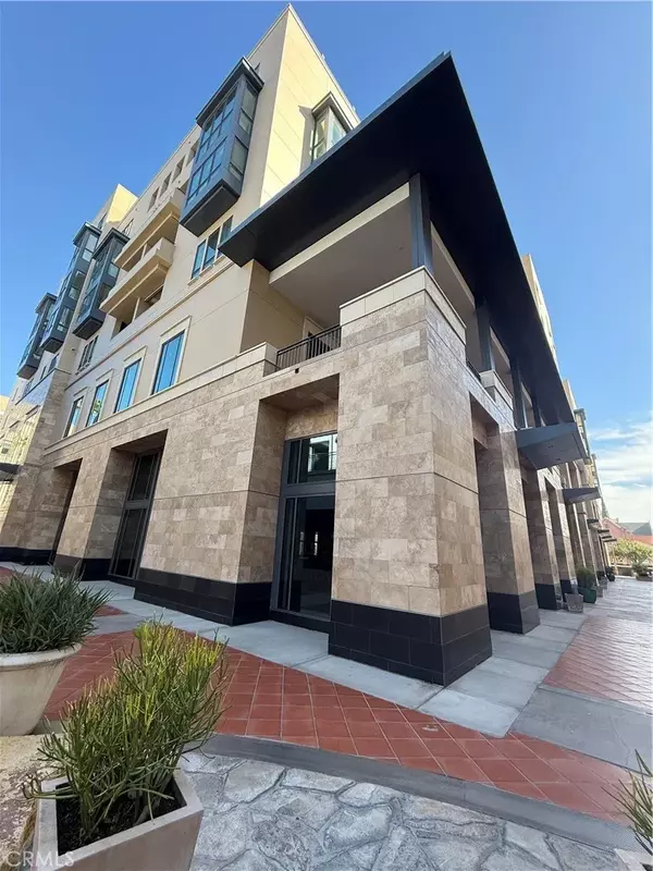 Pasadena, CA 91101,39 S Los Robles Avenue