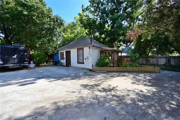 Pasadena, CA 91101,562 N Madison