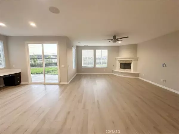 Santa Clarita, CA 91350,19738 Castille Lane