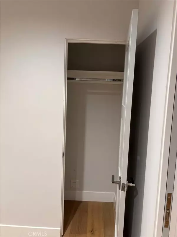 North Hollywood, CA 91602,10612 W Kareen Court