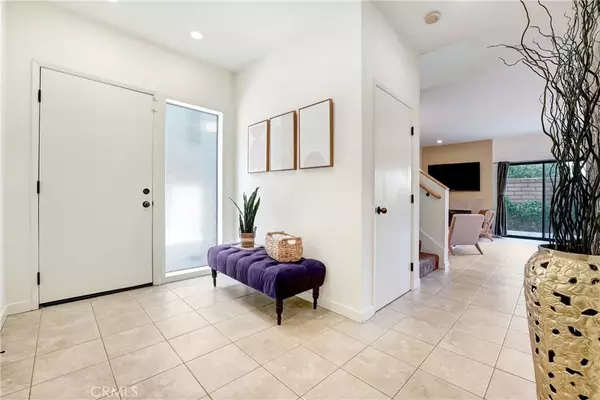 Reseda, CA 91335,7331 Tampa Avenue