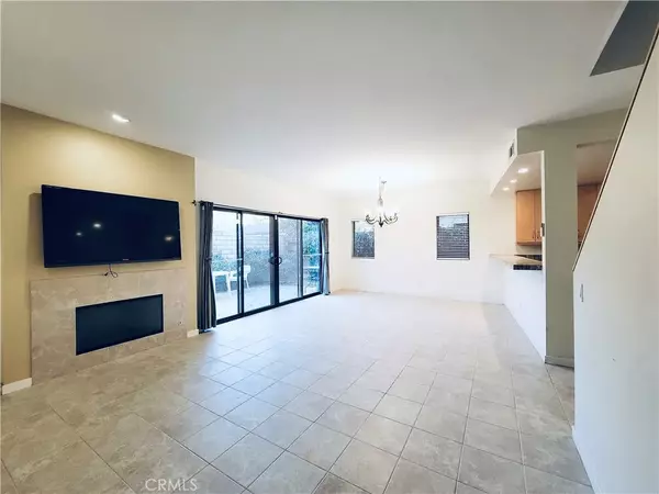 Reseda, CA 91335,7331 Tampa Avenue