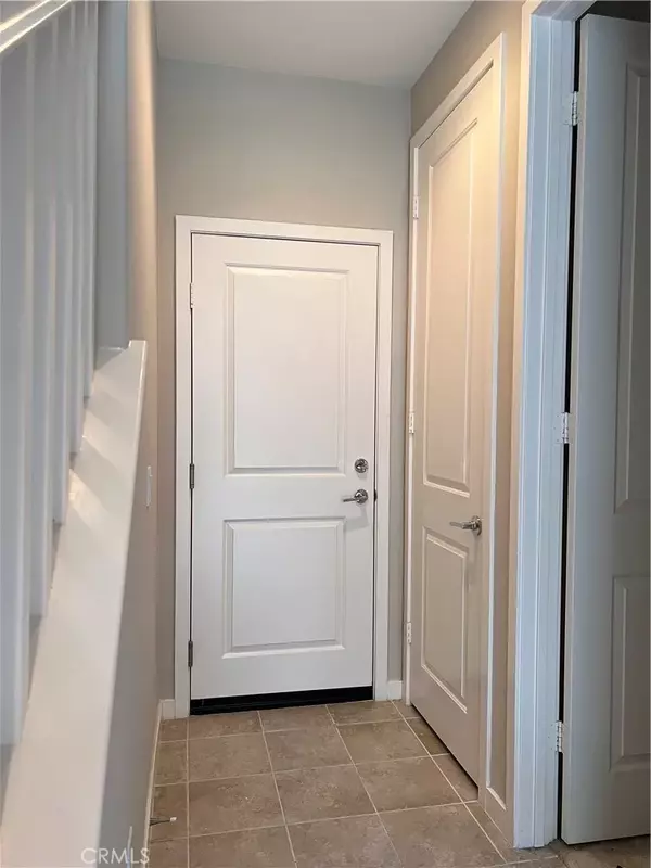 Azusa, CA 91702,713 S Azusa Avenue #C