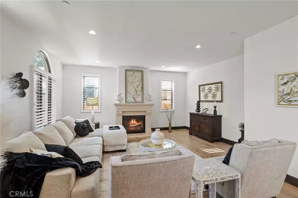 Los Angeles, CA 90024,10523 Ashton