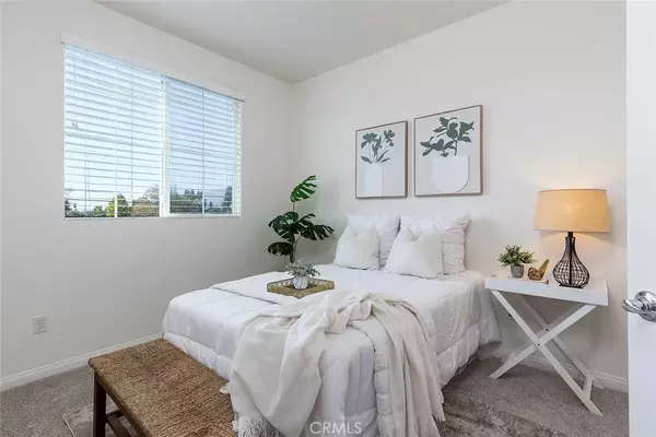 Azusa, CA 91702,337 N Fenimore
