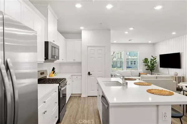 Ontario, CA 91761,3957 E Huntington