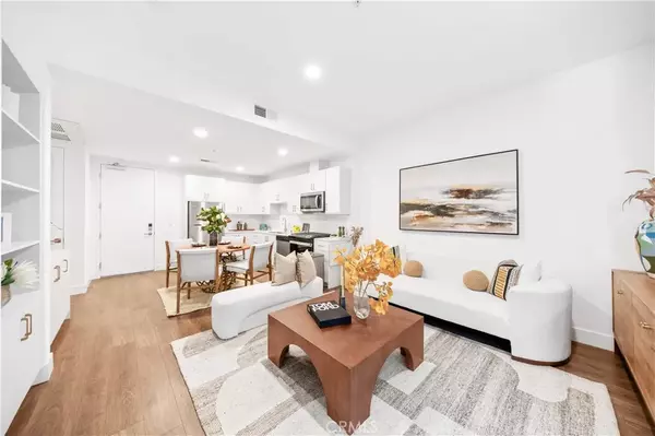 Pasadena, CA 91101,709 E Walnut Street #222