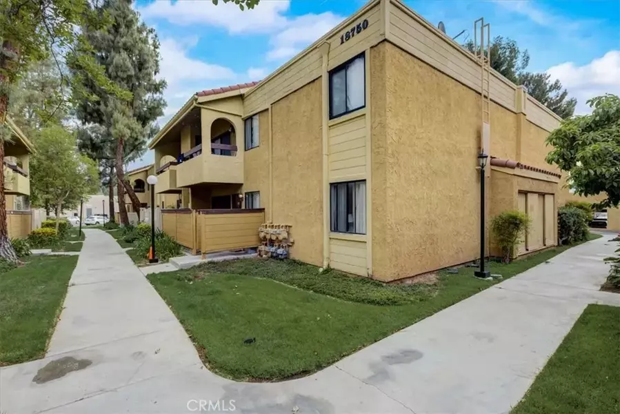 18750 Mandan Street #1106, Canyon Country, CA 91351
