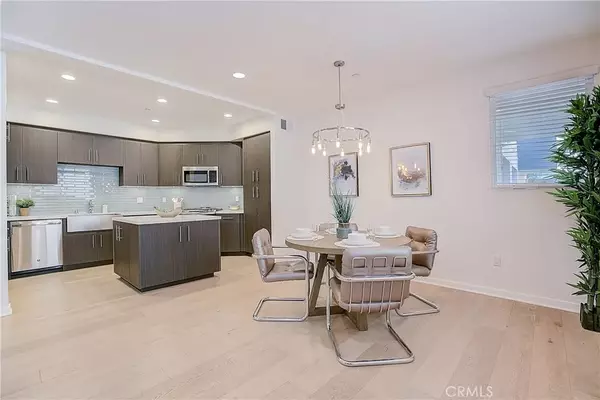 Studio City, CA 91604,11912 Laurelwood Drive #103