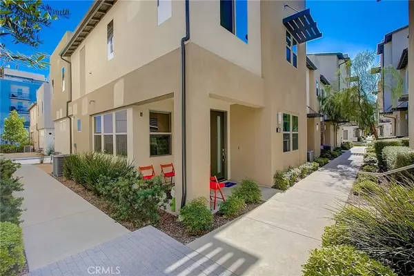 19509 Astor Place, Northridge, CA 91324