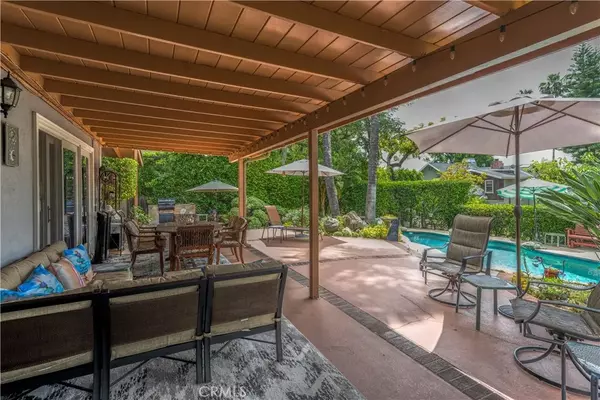 Sierra Madre, CA 91024,472 Santa Anita Court