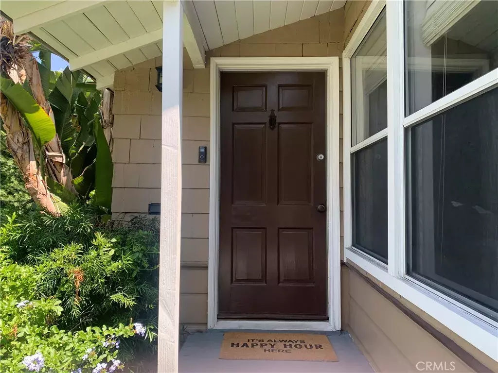 North Hollywood, CA 91601,5908 Troost Avenue