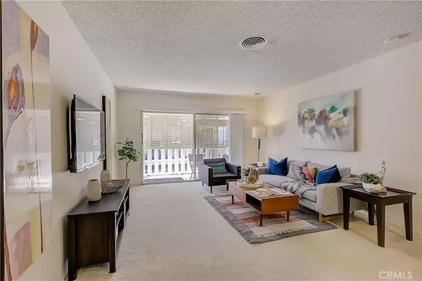 Glendale, CA 91201,1542 Riverside Drive #F