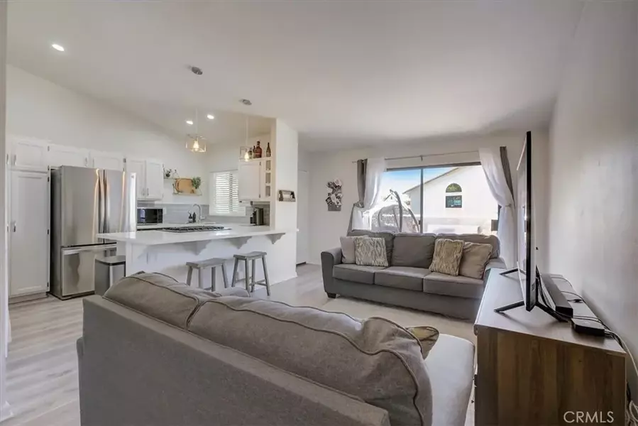 1594 Charterwood Court, Thousand Oaks, CA 91362