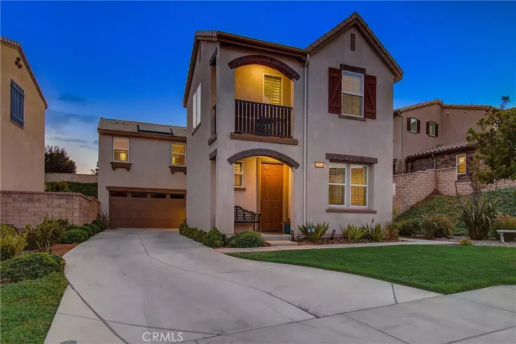 Valencia, CA 91354,29048 N West Hills Drive