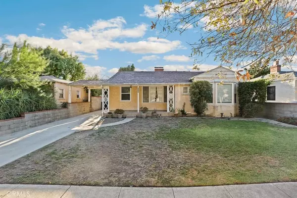 5725 Lemp Avenue, North Hollywood, CA 91601