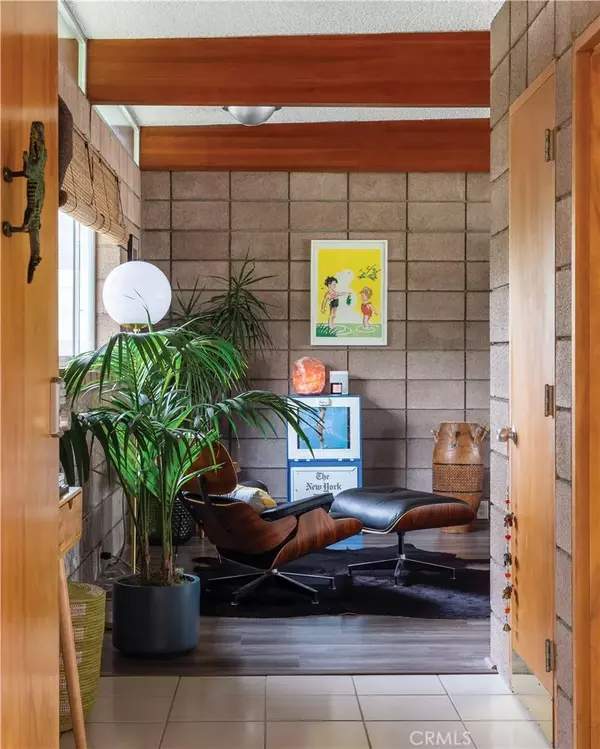 Northridge, CA 91325,17029 Vintage Street