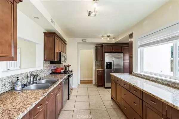 West Hills, CA 91304,22417 Strathern Street