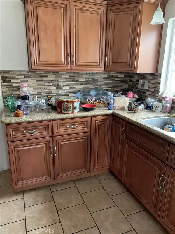 Sun Valley, CA 91352,8658 Lehigh Avenue