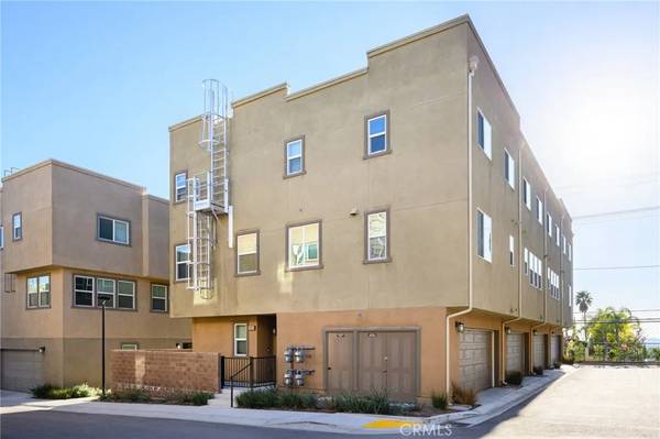 12807 N Watt Lane #D, Sylmar, CA 91342