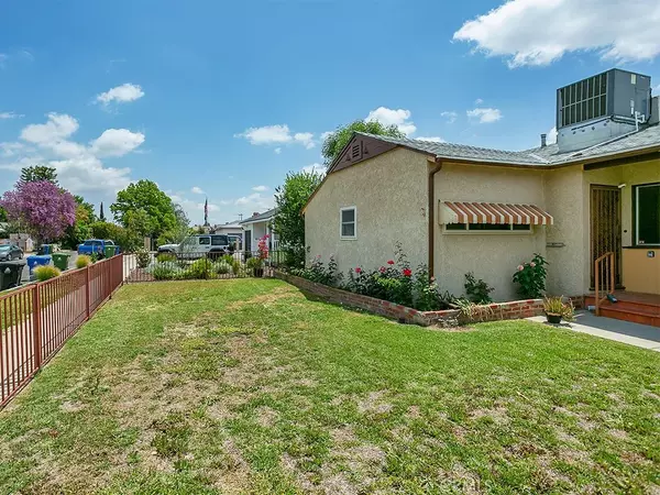 Reseda, CA 91335,18728 Runnymede Street