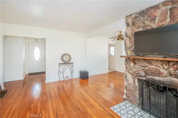 Van Nuys, CA 91405,15011 Hartland Street