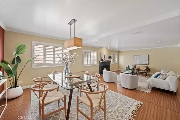 14560 Benefit Street #206, Sherman Oaks, CA 91403