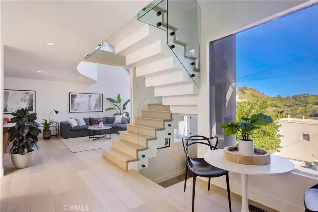 Studio City, CA 91604,3715 Avenida Del Sol