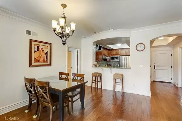 Studio City, CA 91604,12026 Hoffman Street #306