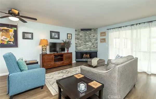 Newhall, CA 91321,26808 Oak Garden Court