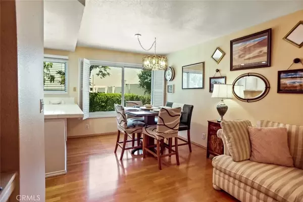 Lake Balboa, CA 91406,7038 De Celis Place #8