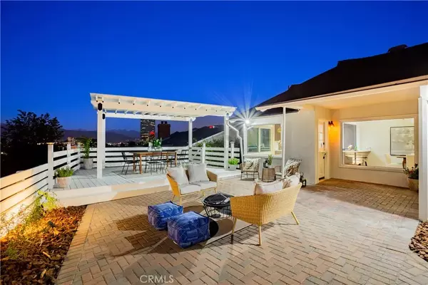 Studio City, CA 91604,3617 Willowcrest Avenue