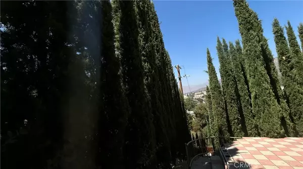 Tujunga, CA 91042,7132 highcliff Trail