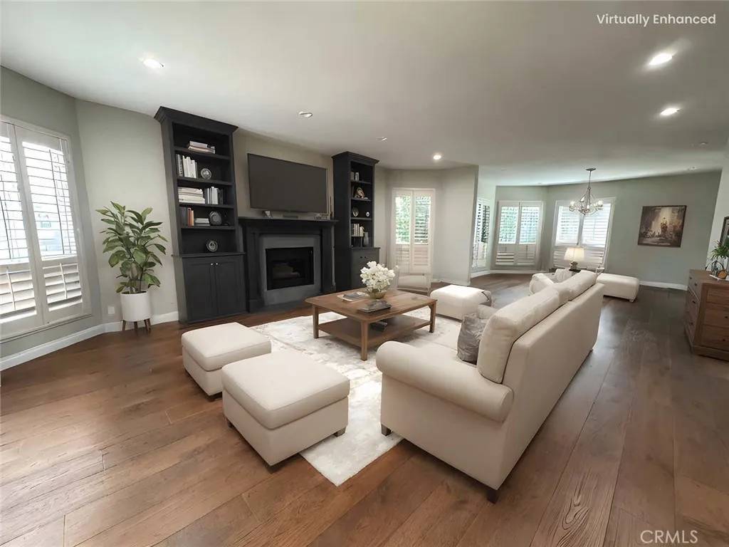 10409 Riverside Drive #204, Toluca Lake, CA 91602