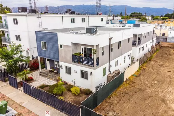 North Hollywood, CA 91601,5626 Willowcrest Avenue