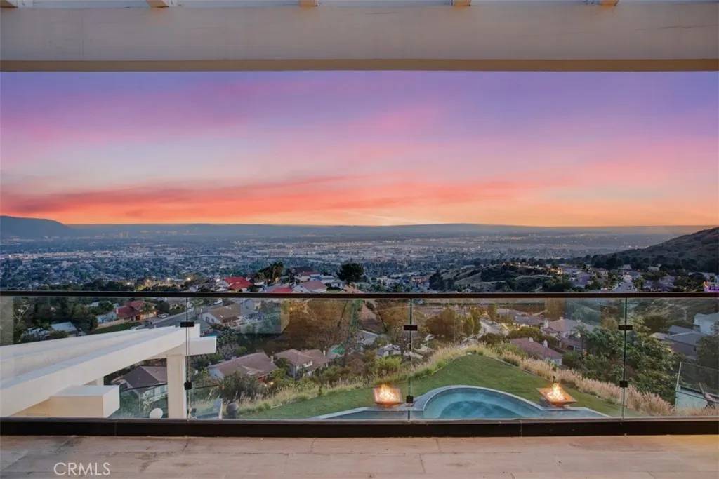 Burbank, CA 91504,3309 Wedgewood Lane