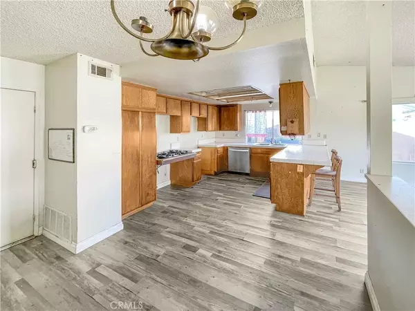 La Verne, CA 91750,2612 San Dimas Canyon Road