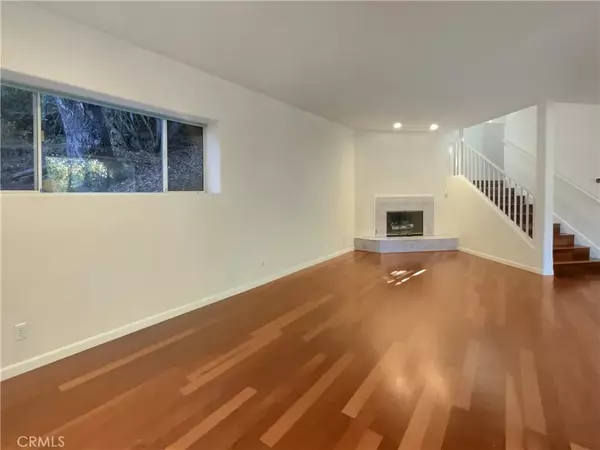 Thousand Oaks, CA 91361,272 Manzanita Lane