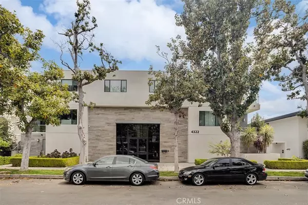 Studio City, CA 91604,4322 Gentry Avenue #104