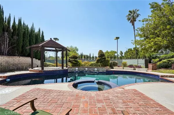 Chatsworth, CA 91311,10313 Christine Place