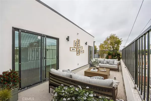 Los Angeles, CA 90016,3024 Wellington Road