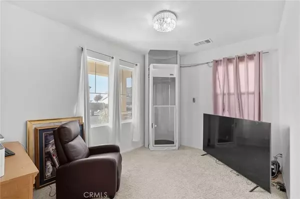 Victorville, CA 92392,13039 Woodhill Street