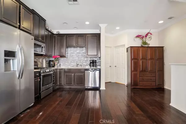 Van Nuys, CA 91405,14703 Sherman Way