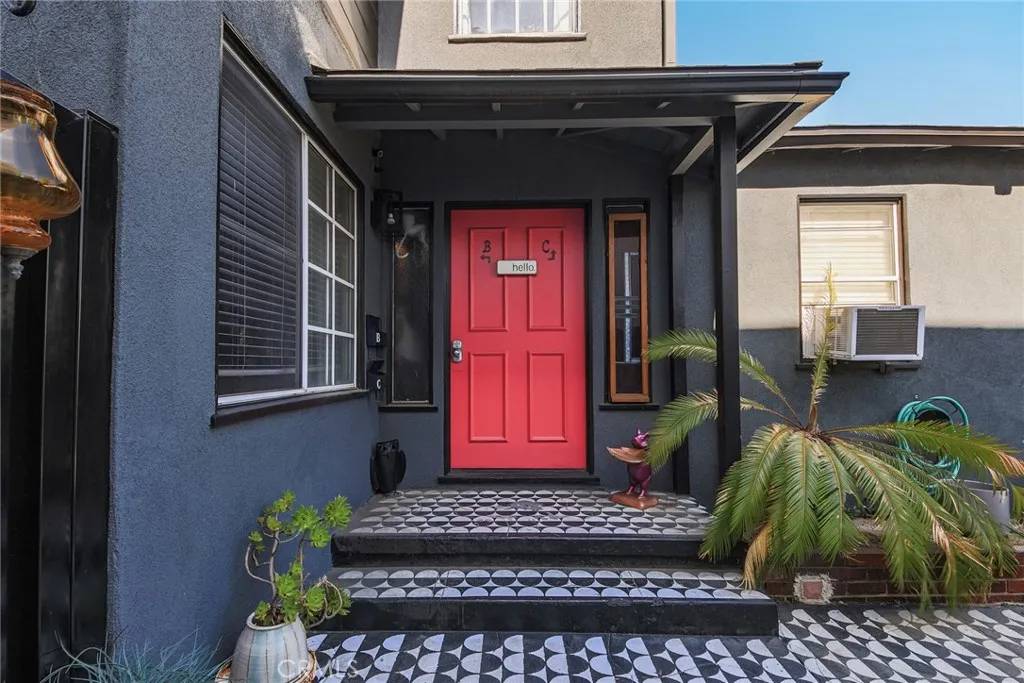 Burbank, CA 91505,3815 W Heffron Dr