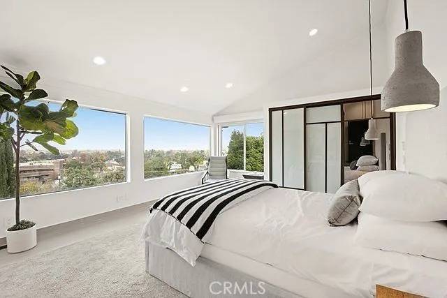 11354 Sunshine Terrace, Studio City, CA 91604