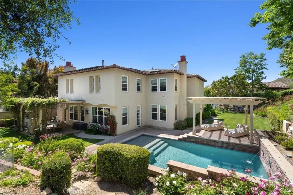 5009 Via Vistosa,  Newbury Park,  CA 91320