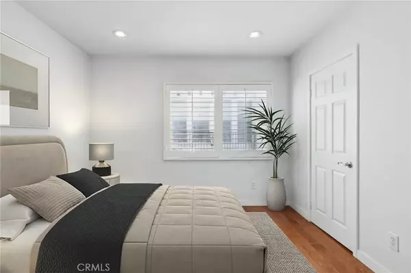 Studio City, CA 91604,13220 Valleyheart Drive #106