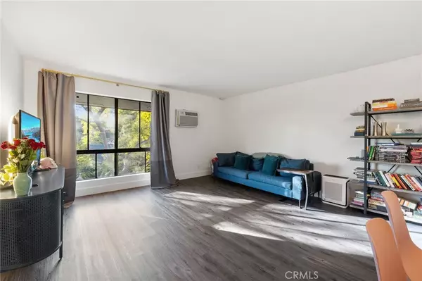 West Hollywood, CA 90069,1222 N Olive Drive #409